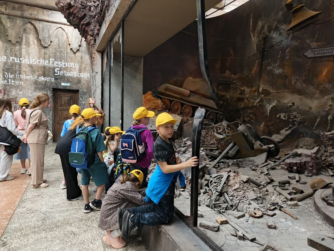 Экскурсия в историко-художественный музей в День города 