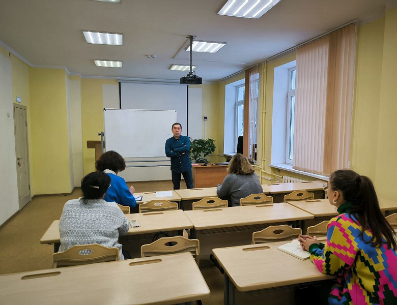 "Основы практического мизансценирования" мастер-класс в рамках проекта «Развитие театрального творчества  «Я и Театр-2026» для руководителей детских театральных коллективов 
