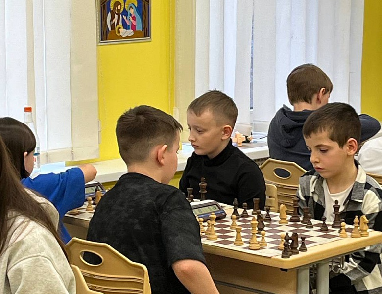 Результаты турнира в группе В по быстрым шахматам, среди шахматистов, не имеющих спортивных разрядов, с обсчетом рейтинга и разрядной нормой