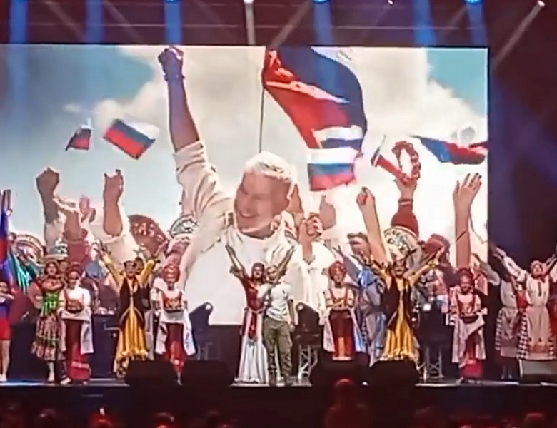 Участие ансамбля "Современница"  в концертной программе Олега Газманова становится традицией