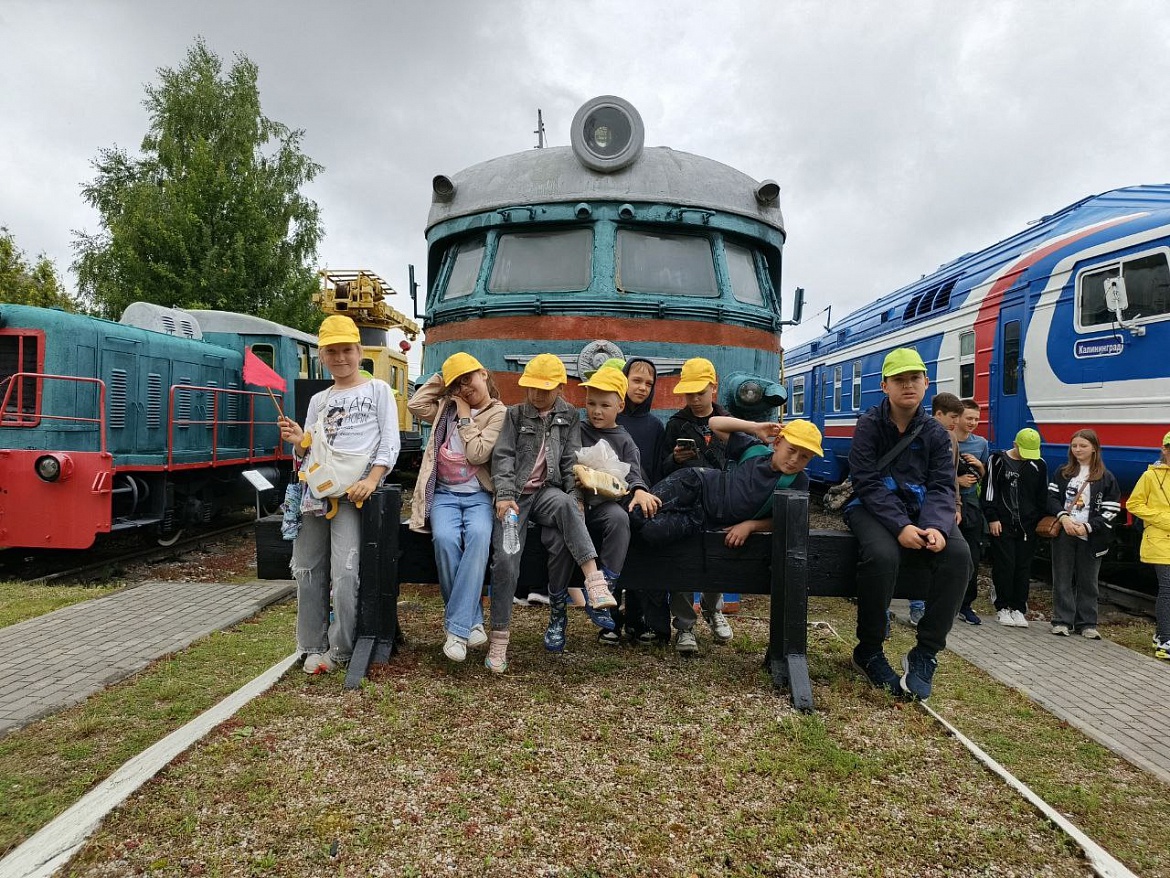 Ребята лагеря "Сюрприз" посетили музей РЖД-Центр сохранения исторического наследия.