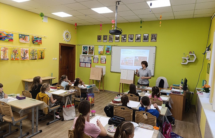 В  Детско-юношеском центре "На Комсомольской" стартовал фестиваль открытых занятий