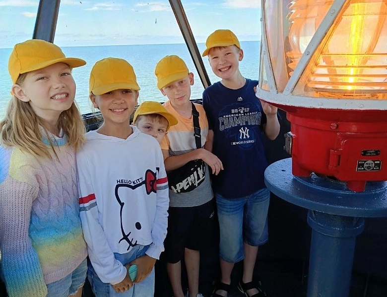 Край родной, навек любимый