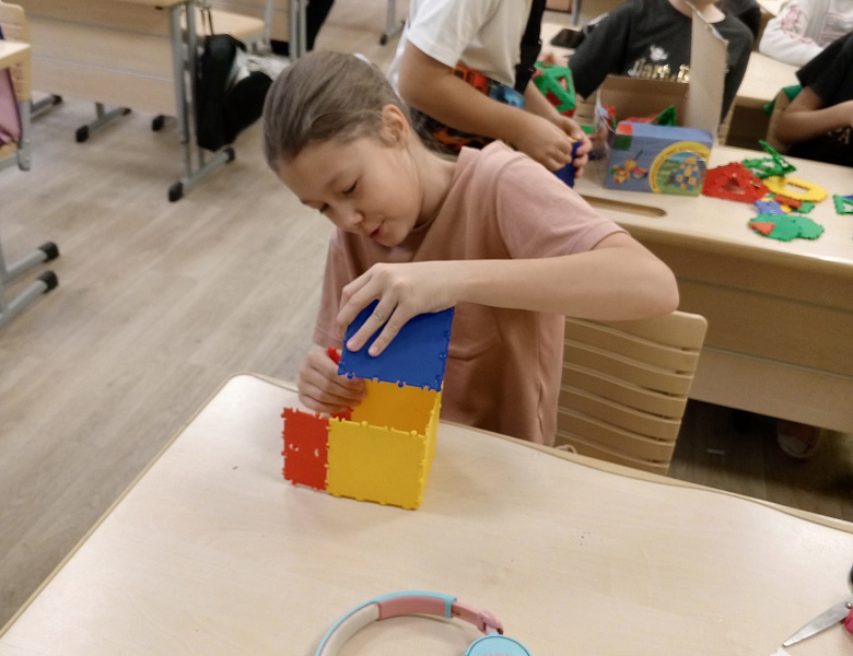 Посвящение юных художников и юных архитекторов