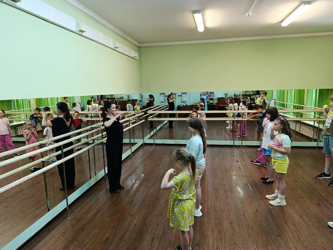 День второй в Детской творческой мастерской «Академия звезд»