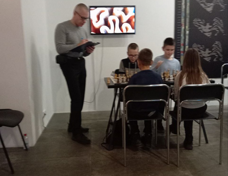 В Новый 2025 год с новыми событиями! Тематический мини-турнир "Шахматные дуэли в Пушкинском музее»