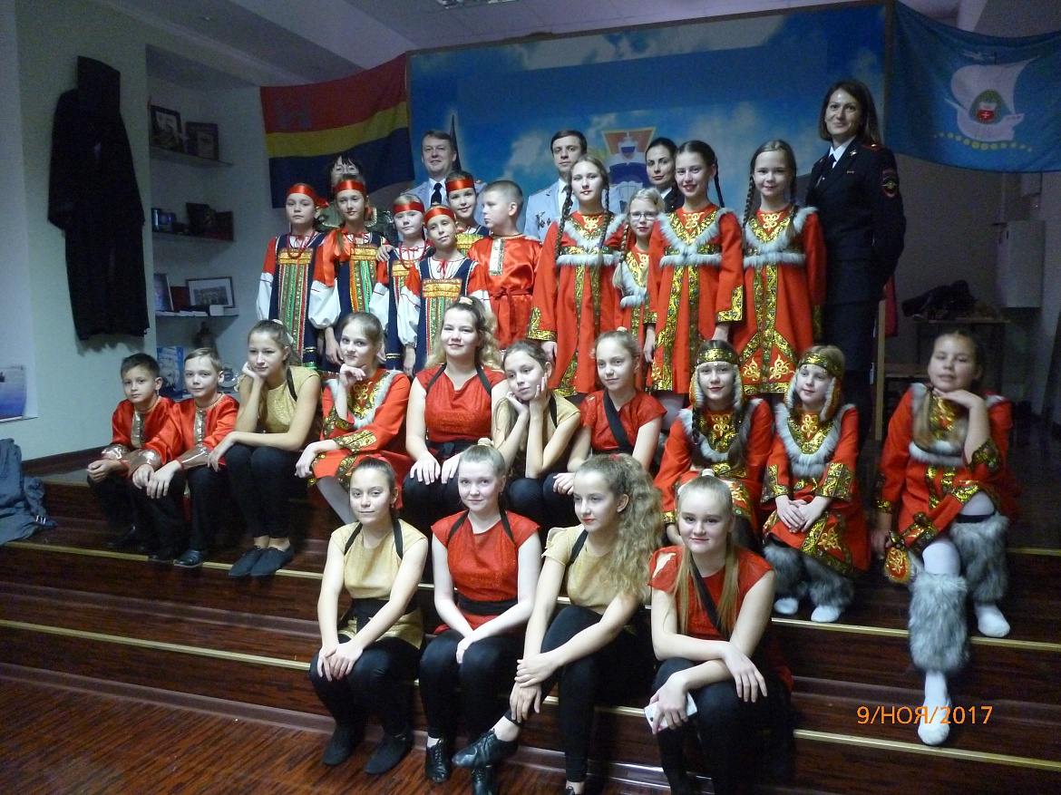 ПОЗДРАВЛЯЕМ сотрудников органов внутренних дел Российской Федерации!!!