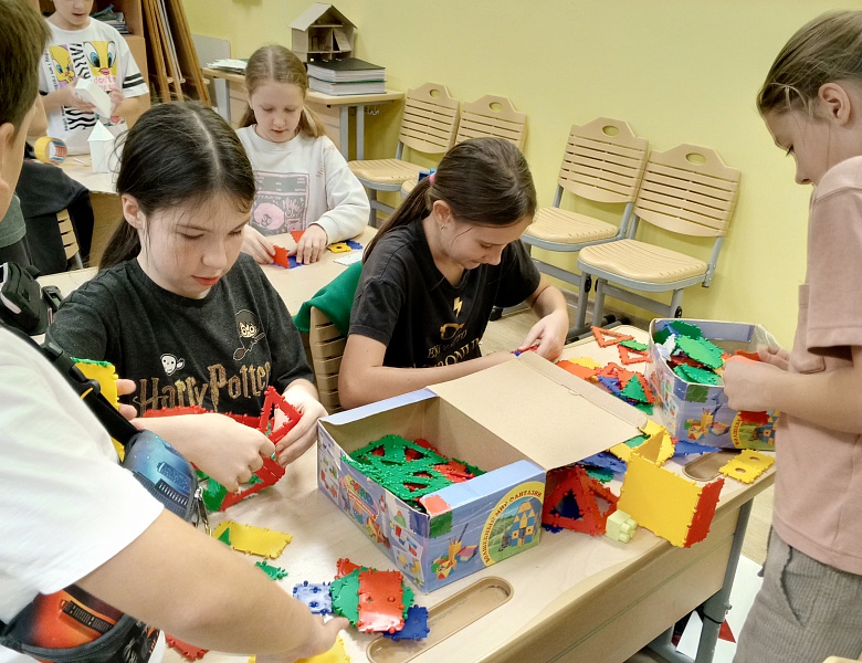 Посвящение юных художников и юных архитекторов