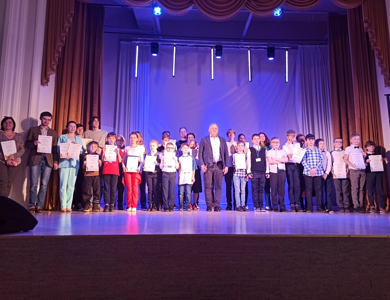 Церемония  награждения победителей и призёров  открытого городского конкурса Детско-юношеского творчества «Космоград»