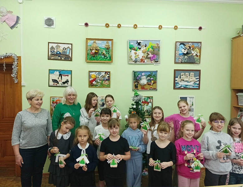 «Мастерская новогоднего вдохновения» продолжает свою работу