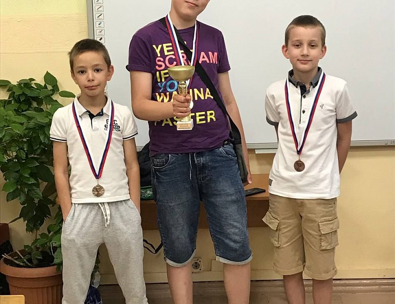 Чемпионы  шахматного турнира, посвященного 79-годовщине Победы в Великой Отечественной войне