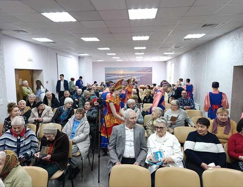 Патриотическая акция «С Днём Защитника Отечества!» в Госпитале ветеранов войн. 