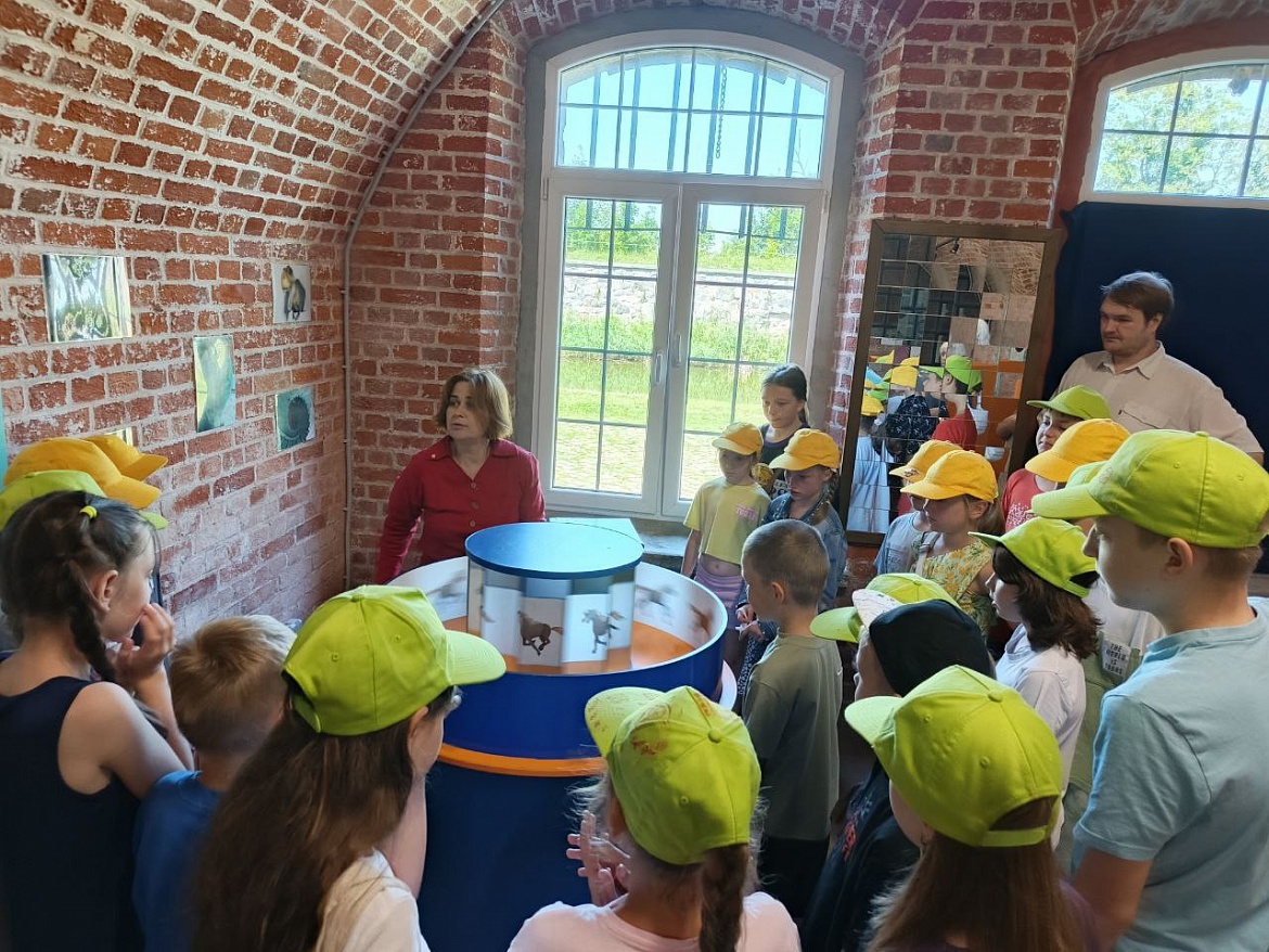 Лагерь "Сюрприз" посетил Форт 11