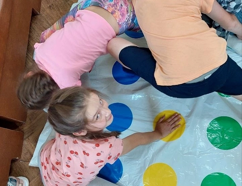 "Сюрприз" в гостях у библиотеки 