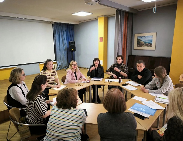 Круглый стол «Итоги проведения Конкурса «Я и театр»- 2026. Перспективы развития театрального творчества  в образовательном пространстве».