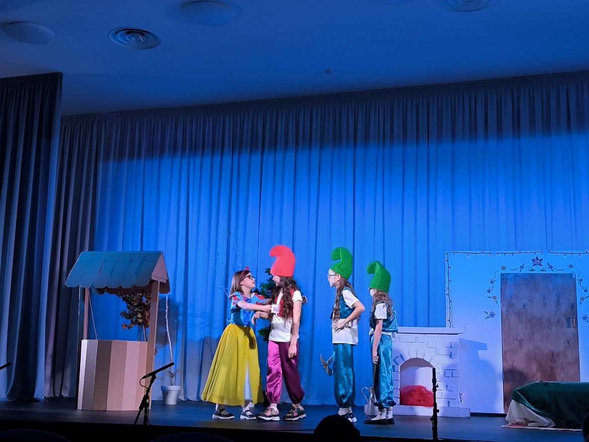 Завершились очные показы спектаклей участников Открытого конкурса-марафона театрального искусства "Я и театр". Репортаж дня