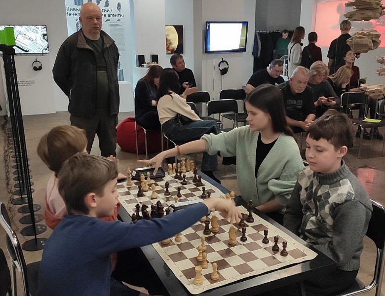 В Новый 2025 год с новыми событиями! Тематический мини-турнир "Шахматные дуэли в Пушкинском музее»