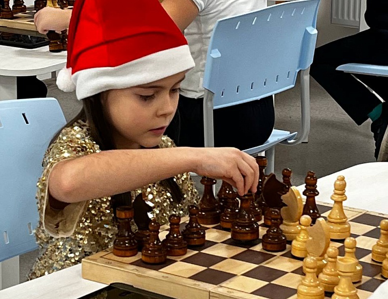 Дружеская новогодняя встреча юных  шахматистов