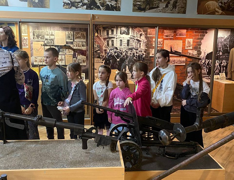 Ансамбль народной песни "Забавушка" в Музее Боевой Славы