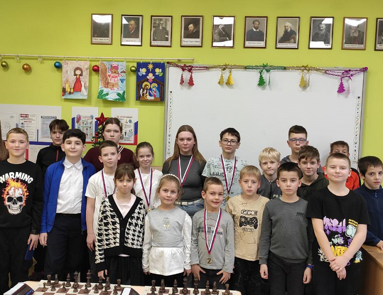 Итоги шахматного турнира,  посвященного 57-й годовщине со дня образования ДЮЦ "На Комсомольской"