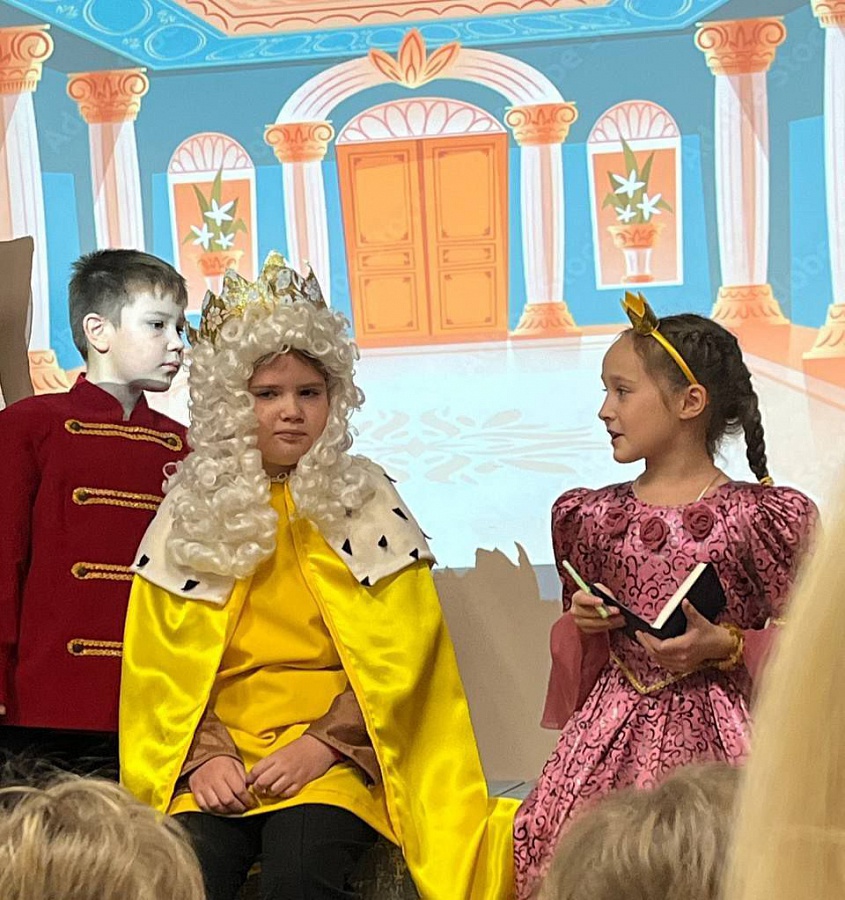 Премьерные спектакли под Новый год! 