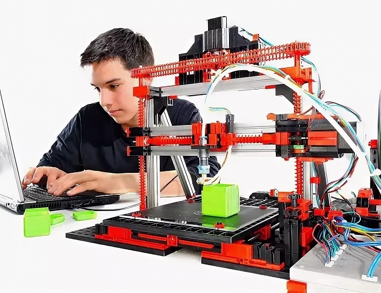 Открыт набор на 3D-моделирование и печать для ребят 9–15 лет в студии «Креатив»!