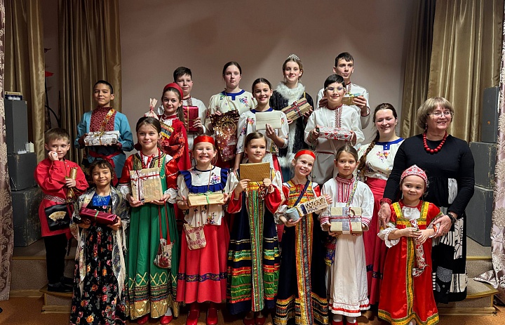 "Рождественские встречи" в кругу друзей и родителей