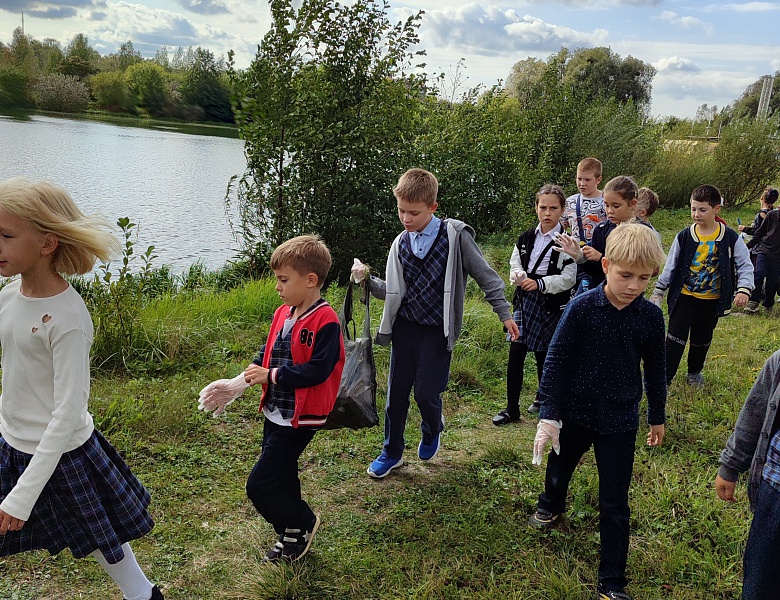 Эко-волонтёрская акция «Всемирный День морей: за чистые водоёмы!»