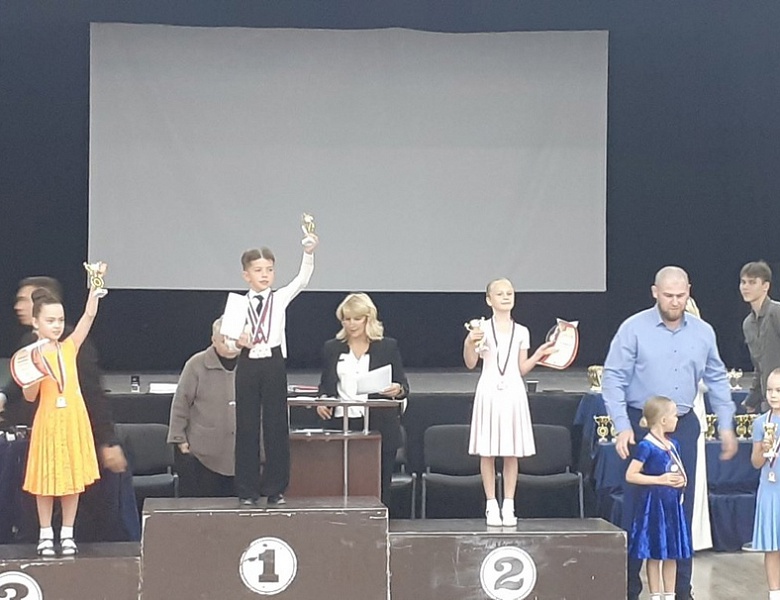 Победы юных танцоров на Региональных соревнованиях по танцевальному спорту «ОСЕНЬ-2023»